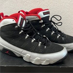 Men’s Nike Air Jordan 9 Retro Kilroy 10.5